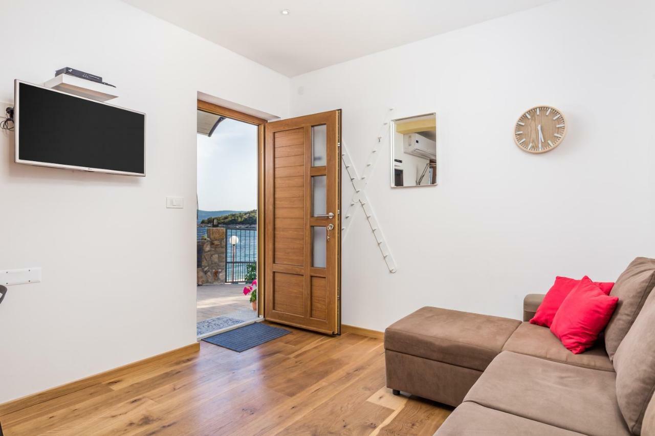 Apartments Linda Sestrunj Екстериор снимка
