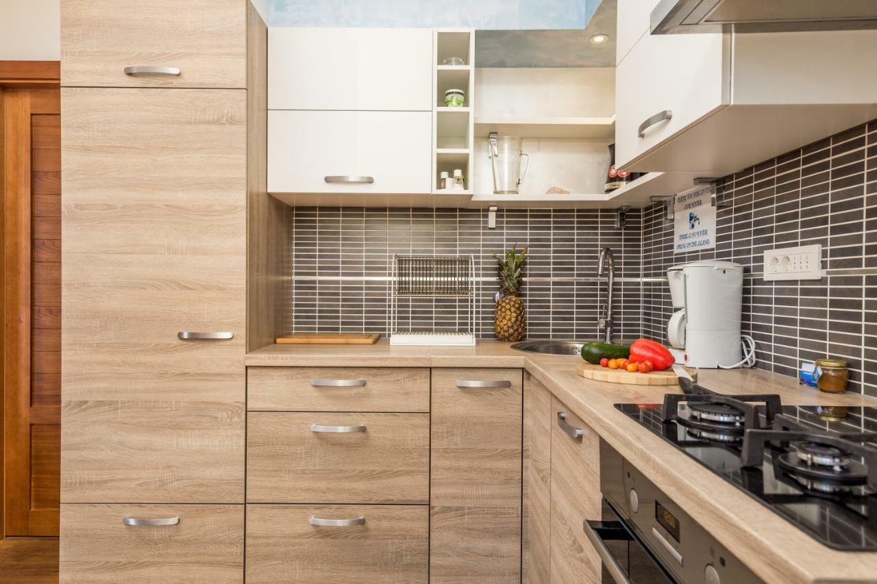 Apartments Linda Sestrunj Екстериор снимка