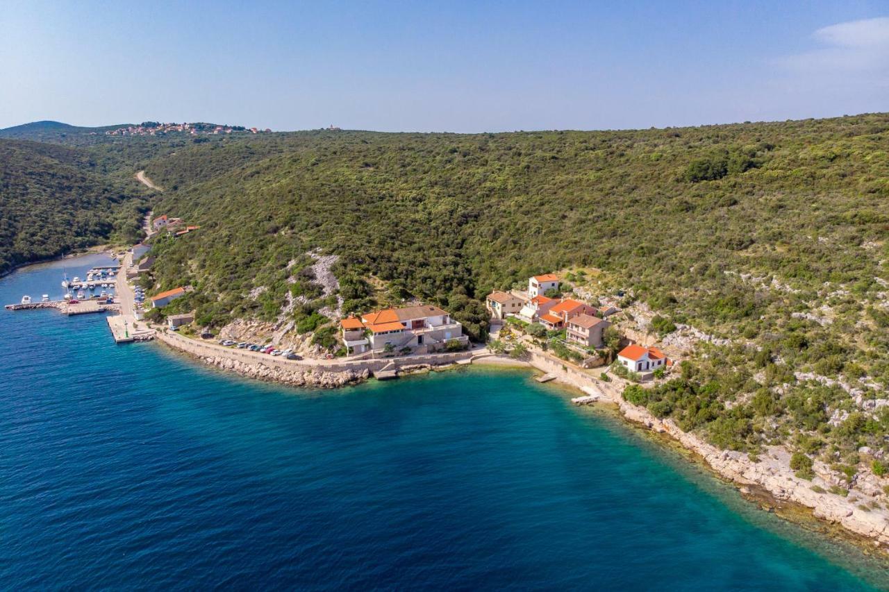 Apartments Linda Sestrunj Екстериор снимка